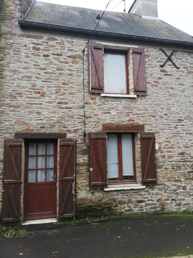 Le Gite De La Maison Rouge Anctoville Exterior foto